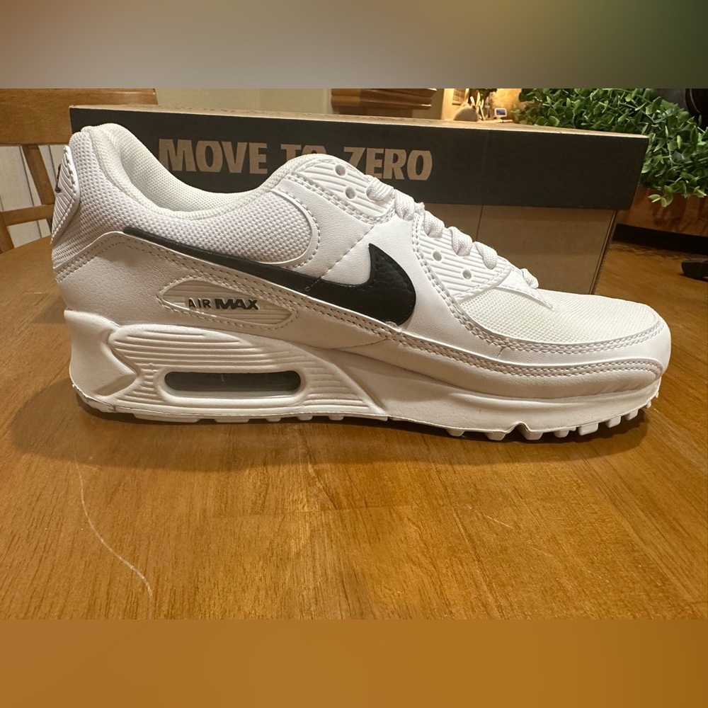 WMNS AIR MAX 90